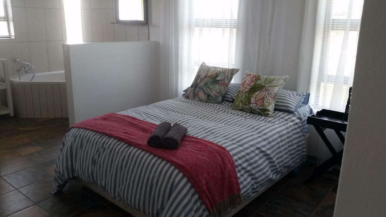 Rustic Rest Mossel Bay Villa Esterno foto